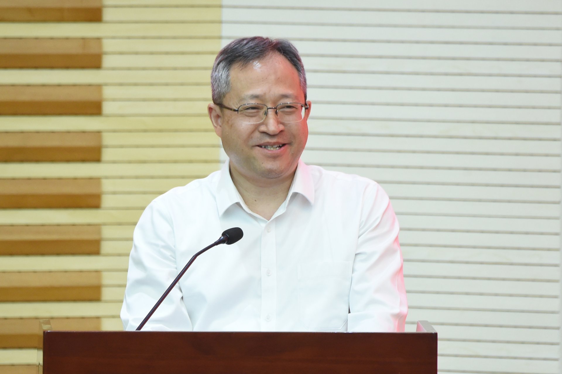 副亚投登录大厅官方版帮助中心吴峰出席